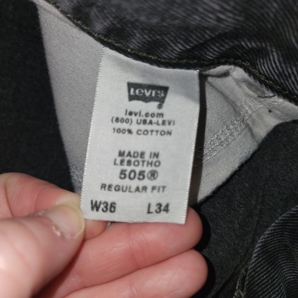Levi 505 Men's 36x34 Straight Leg Black Jeans - Picture 3 of 10